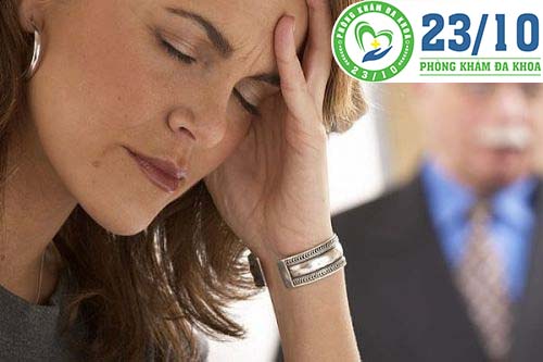 Có nhiều nguyên nhân gây khí hư bất thường 