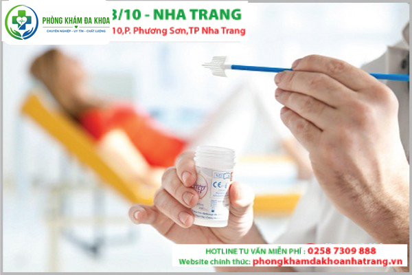 Lấy dịch tiết để xét nghiệm HPV