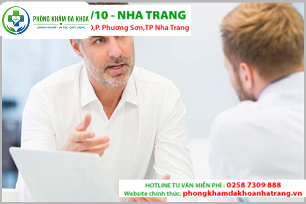 Tiểu ra máu xảy ra thường xuyên có thể do bệnh lậu