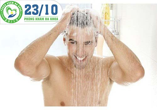 Giữ gìn vệ sinh sạch sẽ giúp nam giới phòng tránh đau tuyến tiền liệt