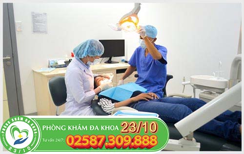 Thăm khám bọng nước ở môi tại địa chỉ uy tín