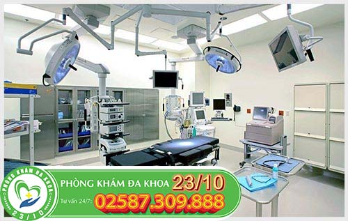 Trang thiết bị phòng khám hiện đại giúp hỗ trợ điều trị bệnh hiệu quả